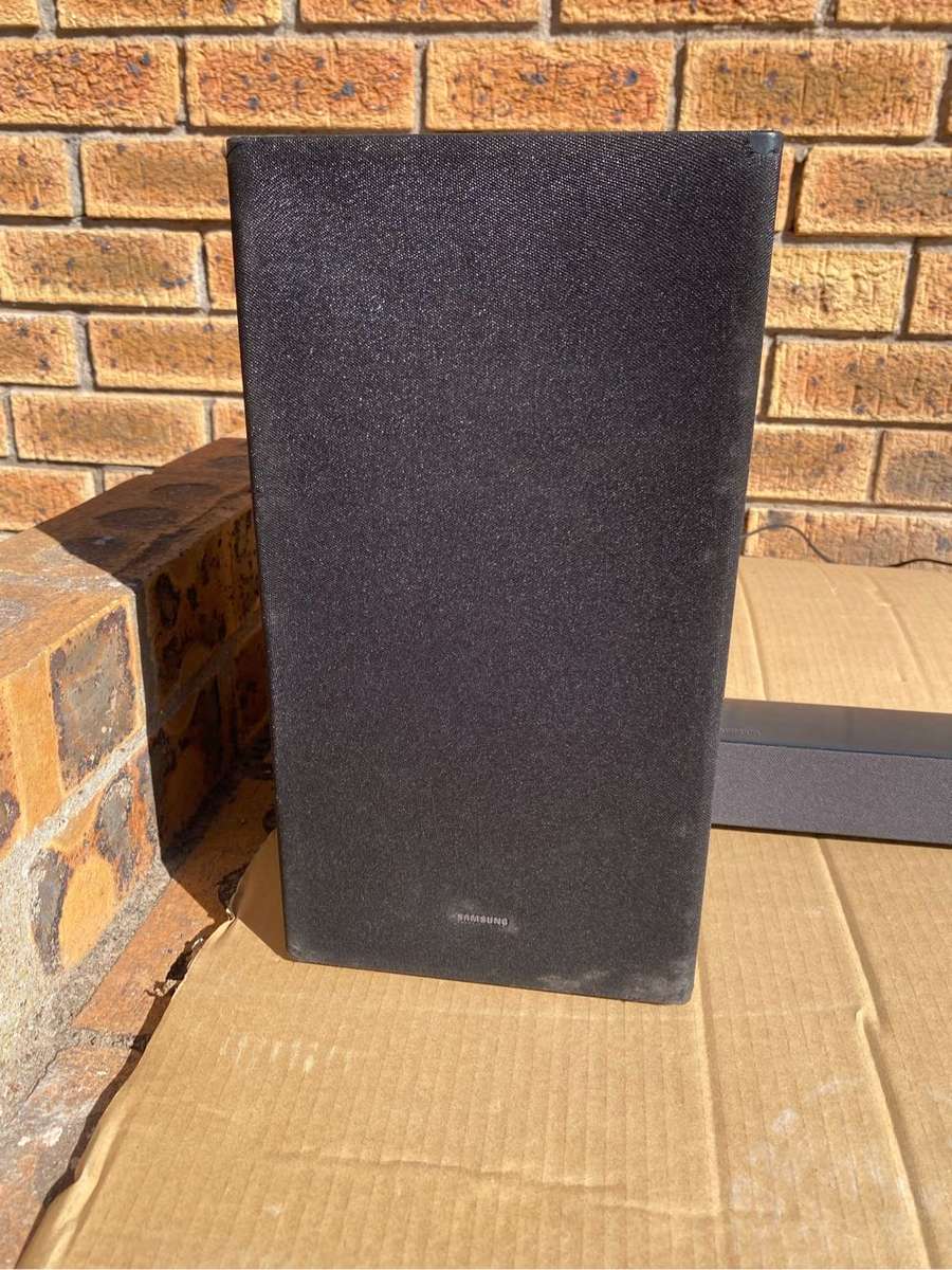 SAMSUNG ESSENTIAL C-SERIES SOUNDBAR HW-C450 C450