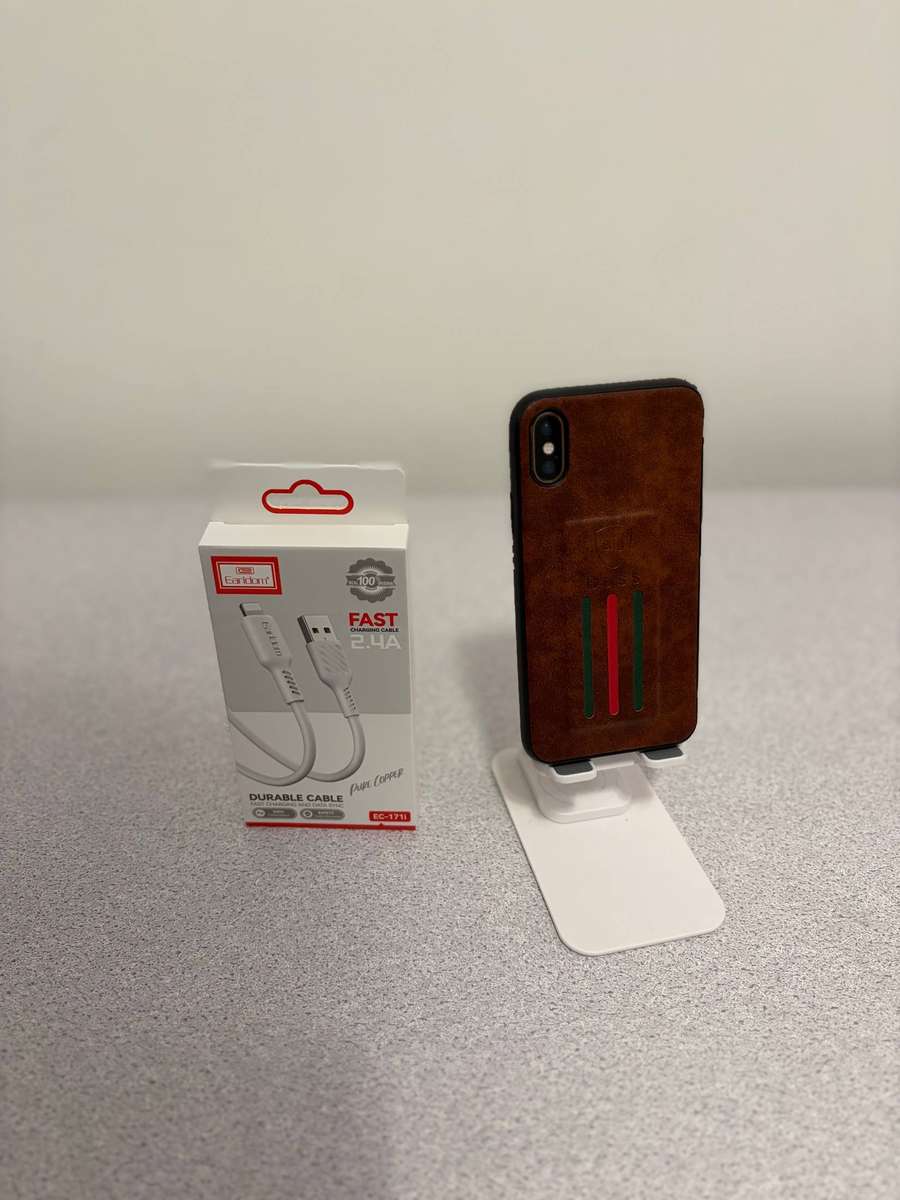 iPhone XS 256GB Rose Gold  Great Condition (Camera Fault) + Cover & New Charger