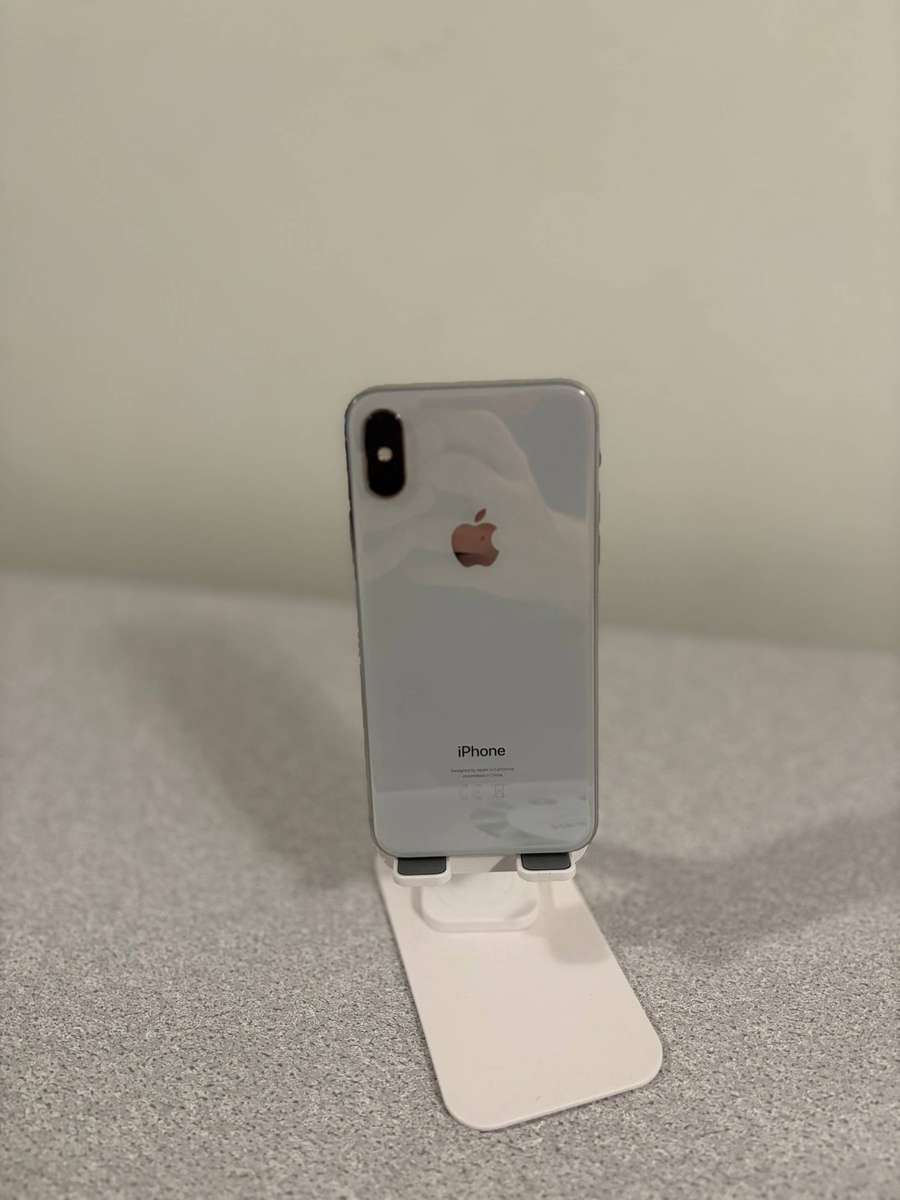 Apple iPhone X  White  100% Battery Health - 256 GB
