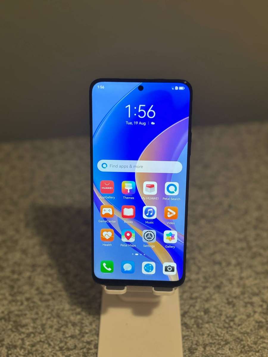 Huawei Nova Y90  128GB Dual SIM Mint Condition Black with Box!