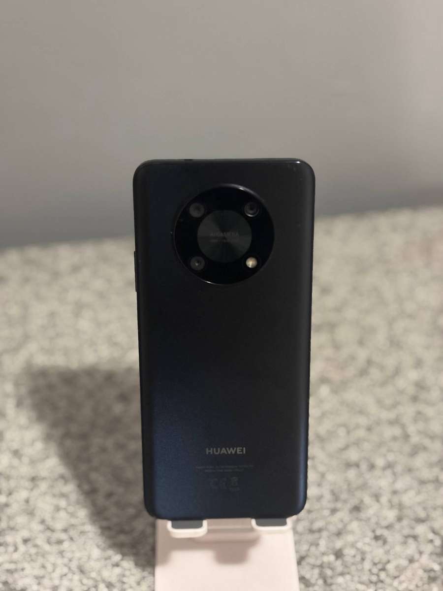 Huawei Nova Y90  128GB Dual SIM Mint Condition Black with Box!