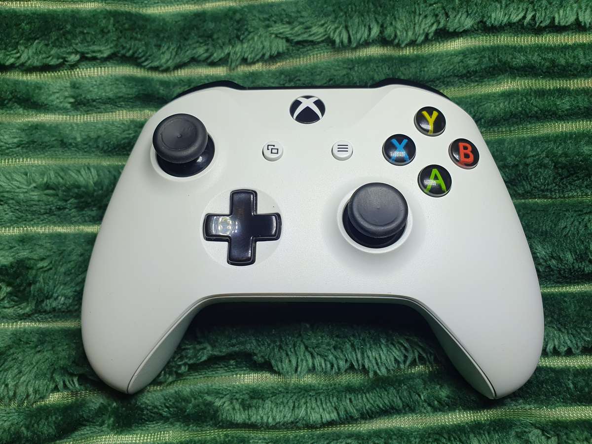 Xbox One Controller *Read Description*