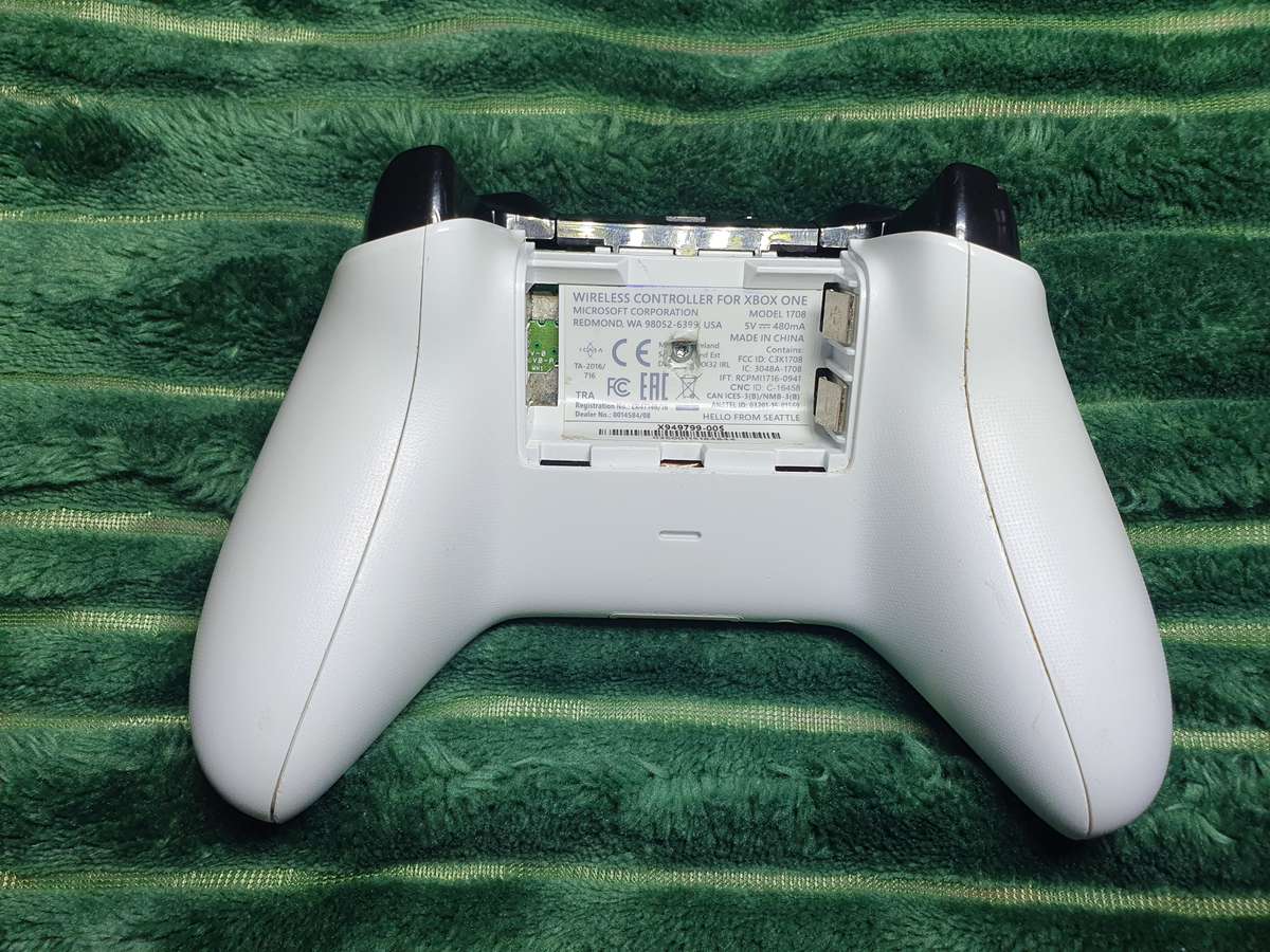 Xbox One Controller *Read Description*