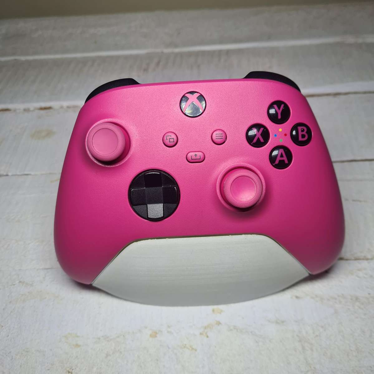 Xbox Series Wireless Controller Deep Pink