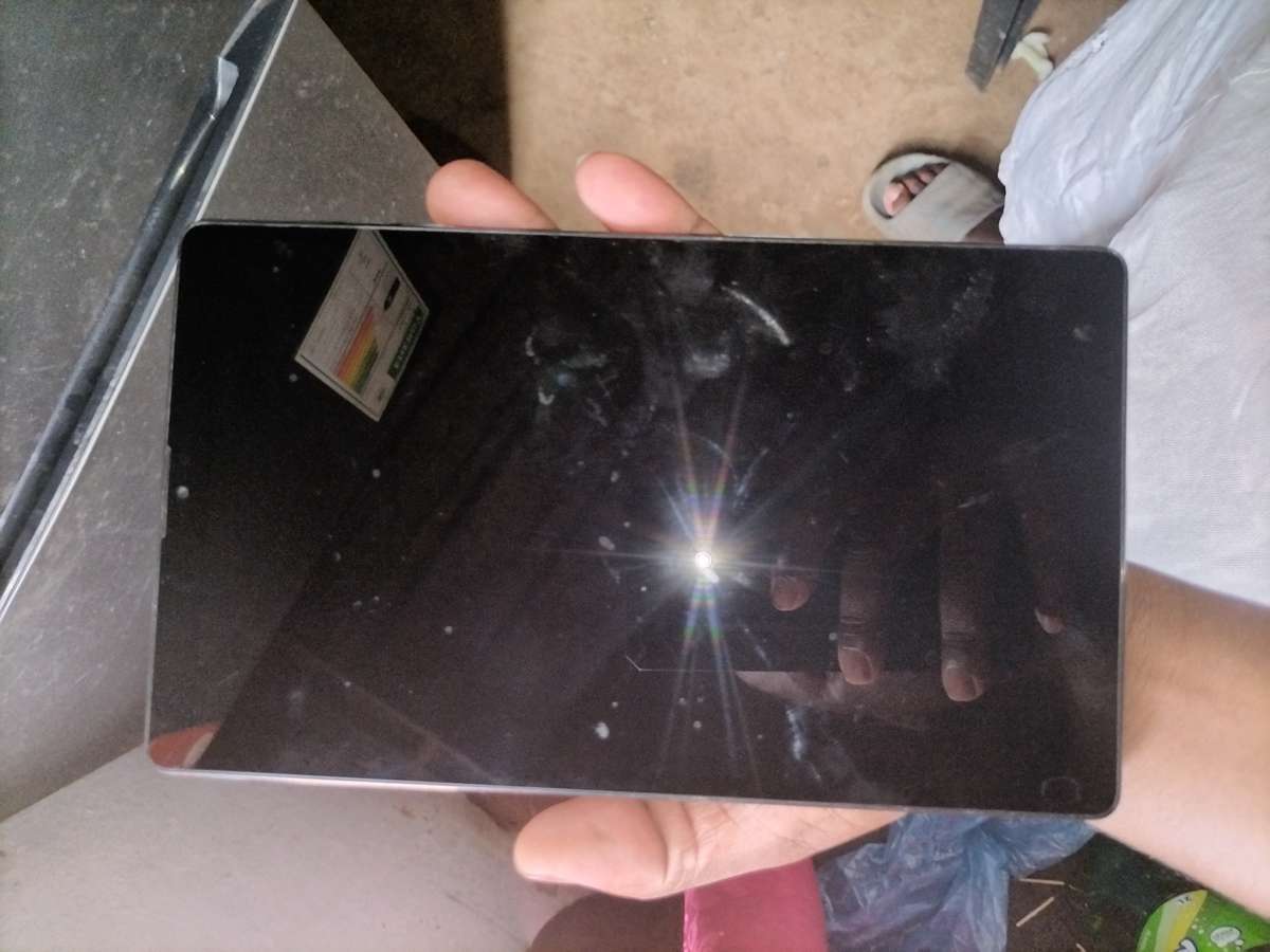 faulty Samsung Galaxy Tab A7 Lite SM