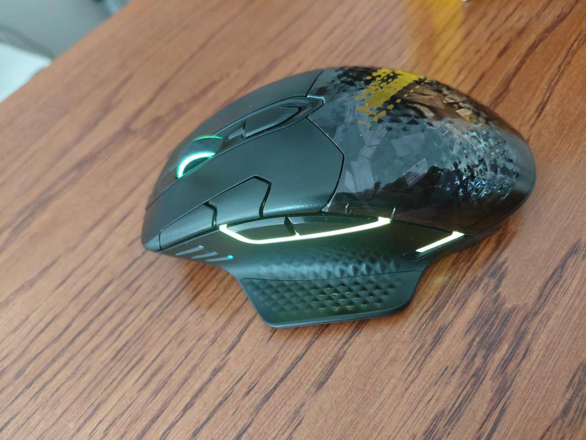 Corsair Dark Core Pro Wireless RGB Gaming Mouse
