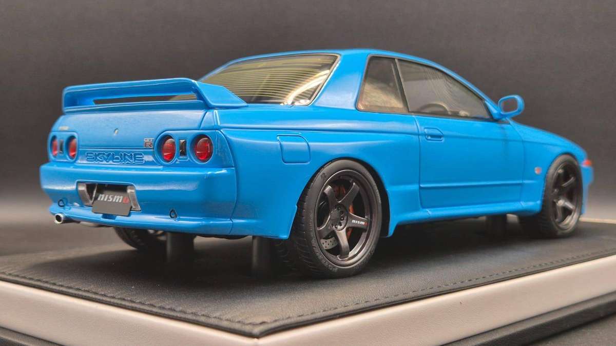 Nissan Skyline GT-R (R32) Customized version - Cyan Blue (J76) By Motorhelix