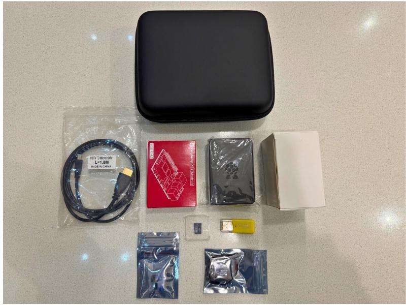 Raspberry Pi 4B 8GB Kit with RPI OS 32gb card and carry case - OPEN BOX ITEM - Retail R4500