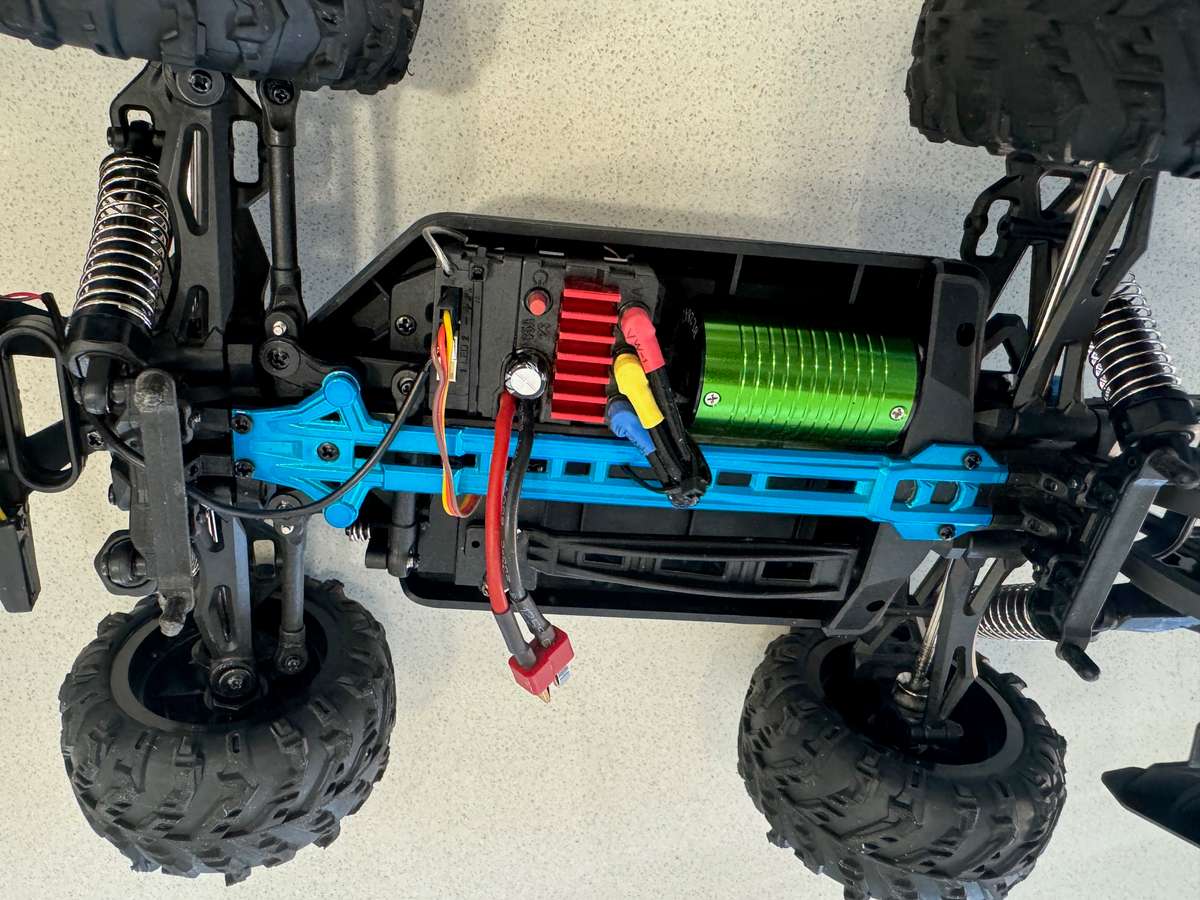 SCY-16101PRO Brushless RC car Monster truck/Buggy 4x4 2.4Ghz Ready to Run  (USED)