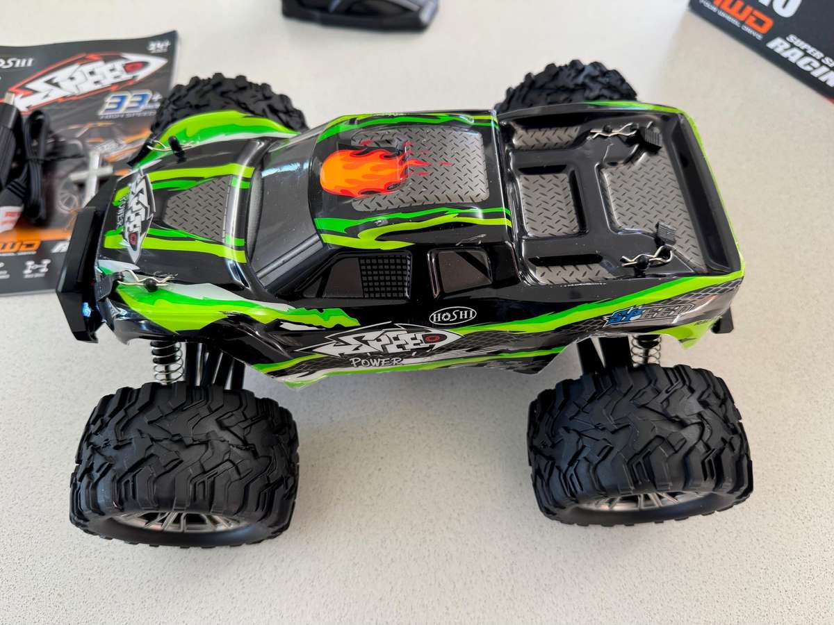 HOSHI N416 1/16 4WD Brushed RC Monster Truck Off-Road 2.4GHz - Store Demo - Hobby Grade