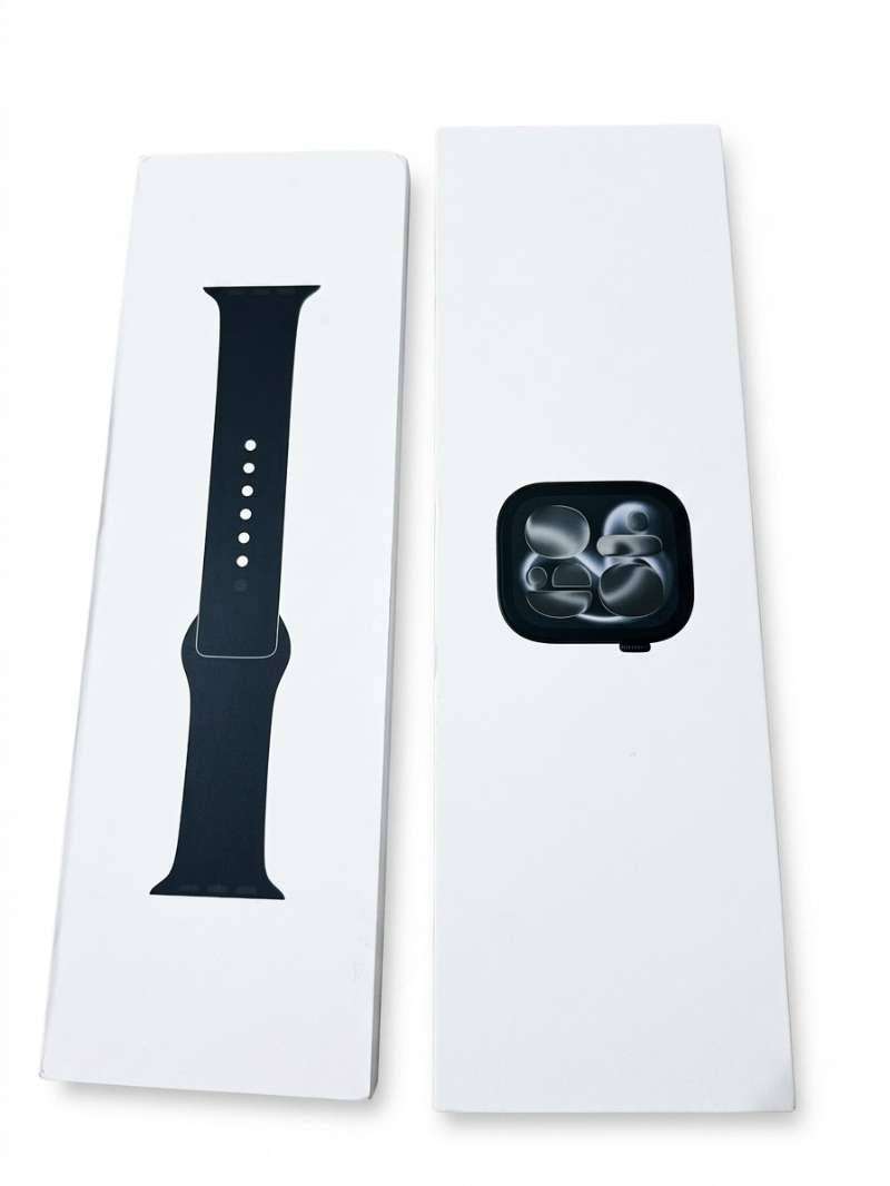 2025 Apple Watch Series 11 (64GB GPS)  Like New, Complete in Box  A3331