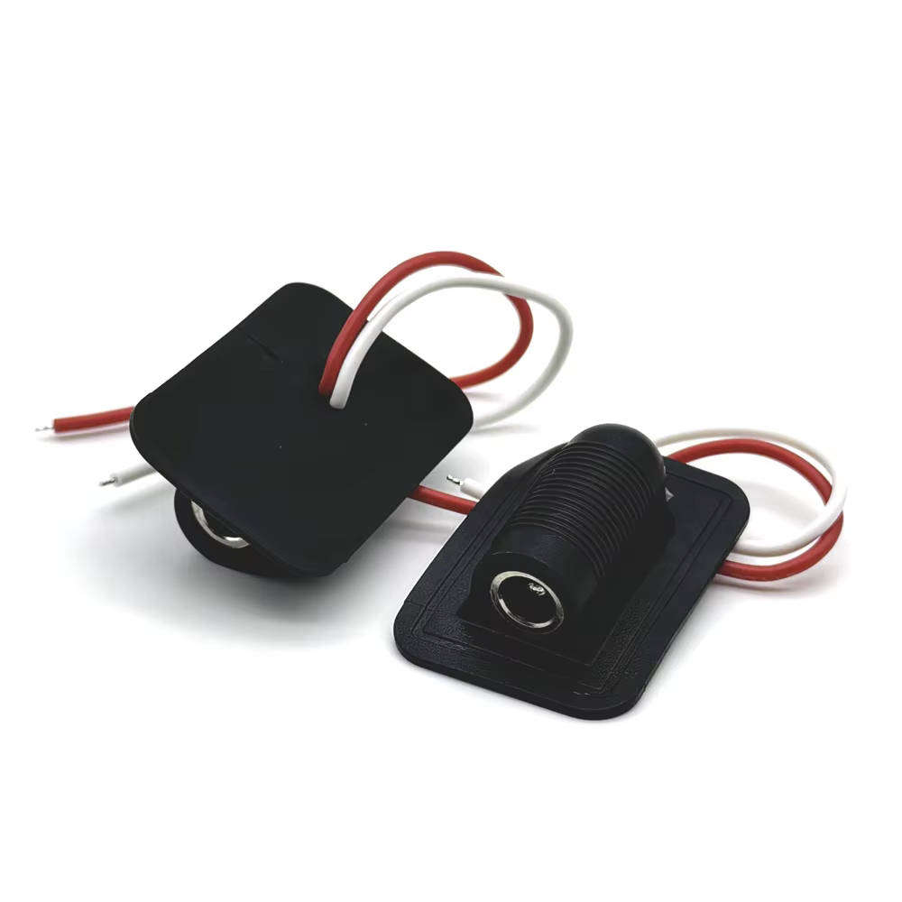 Connector 5.5 x 2.1mm Female with Flat Rubber Base + Wire **LOCAL STOCK**