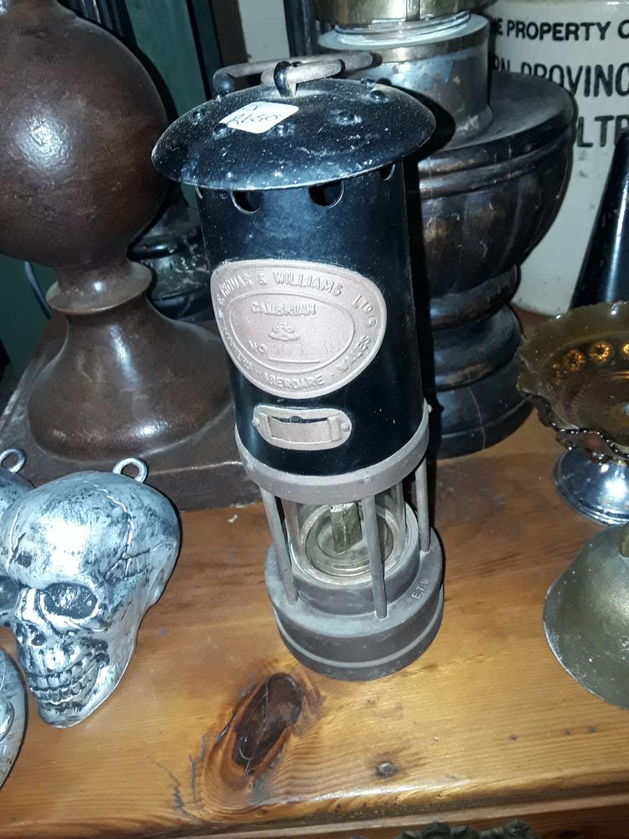 Previous era Thomas & Williams mining lamp, R750