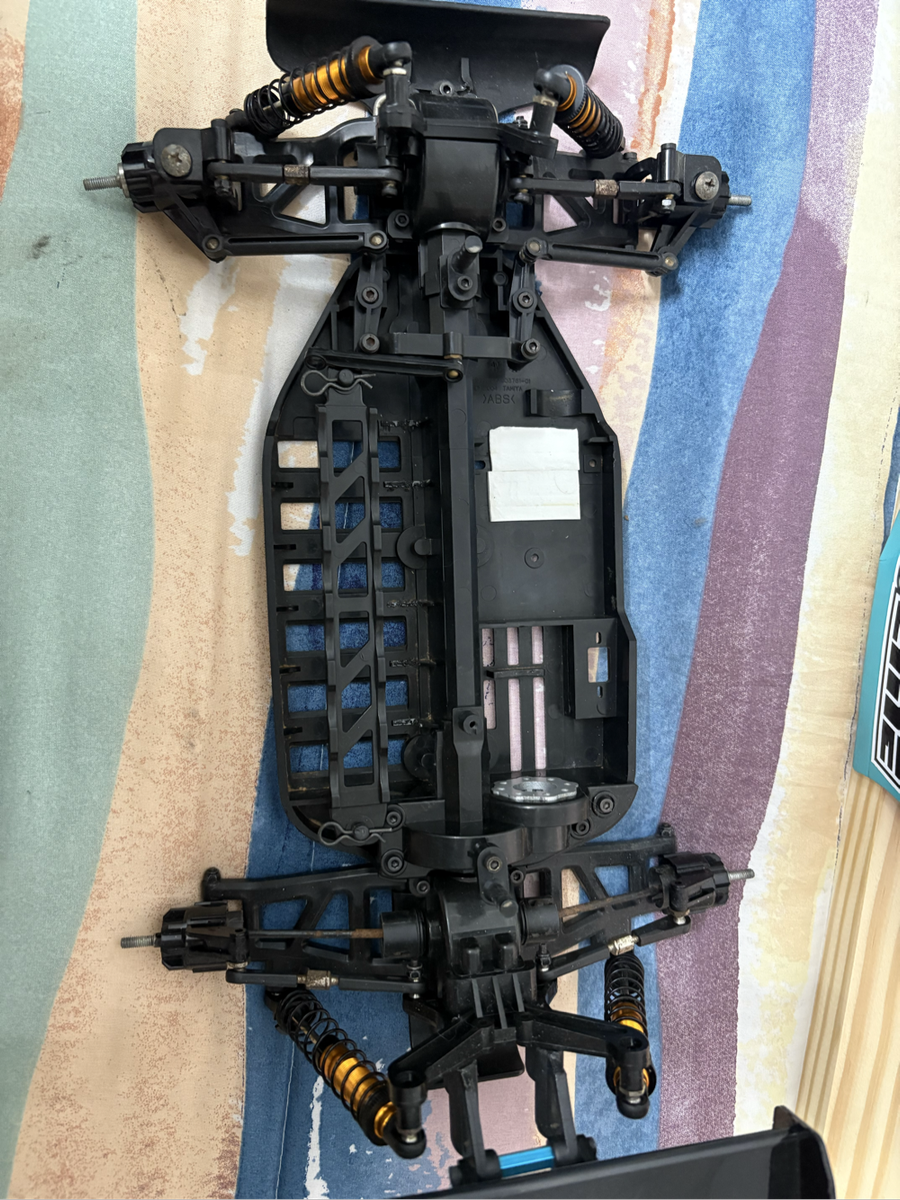 Rc car roller chassis