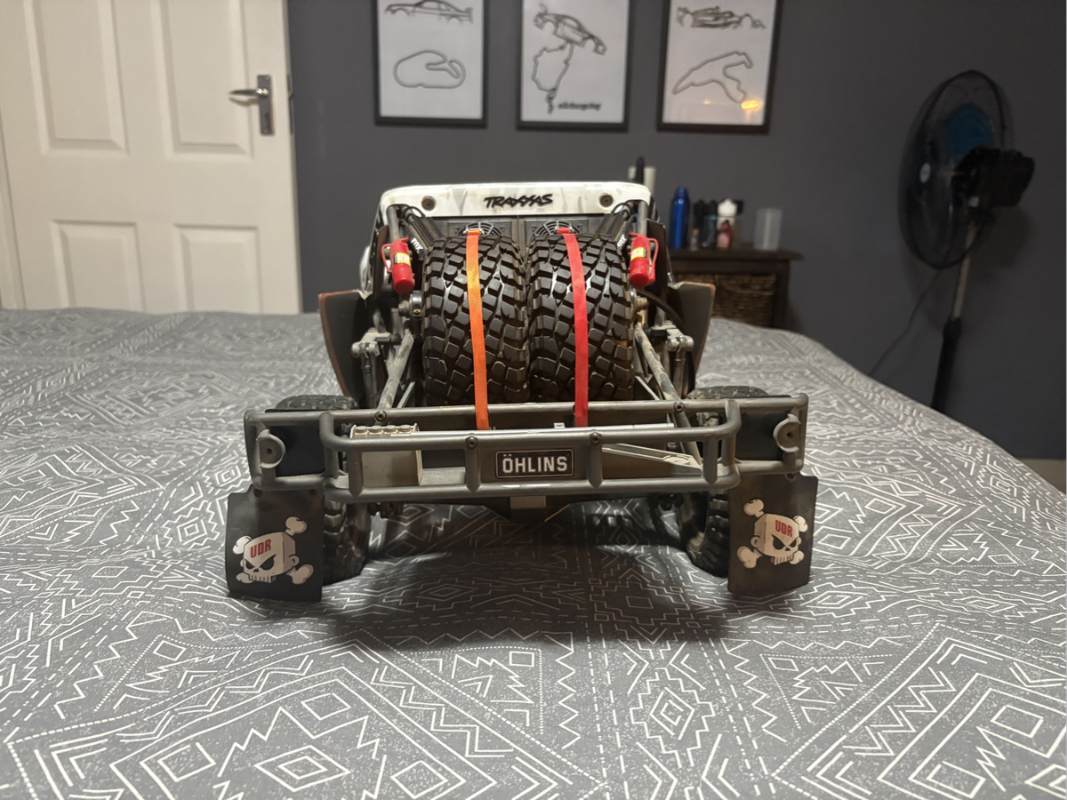Traxxas udr 1/7
