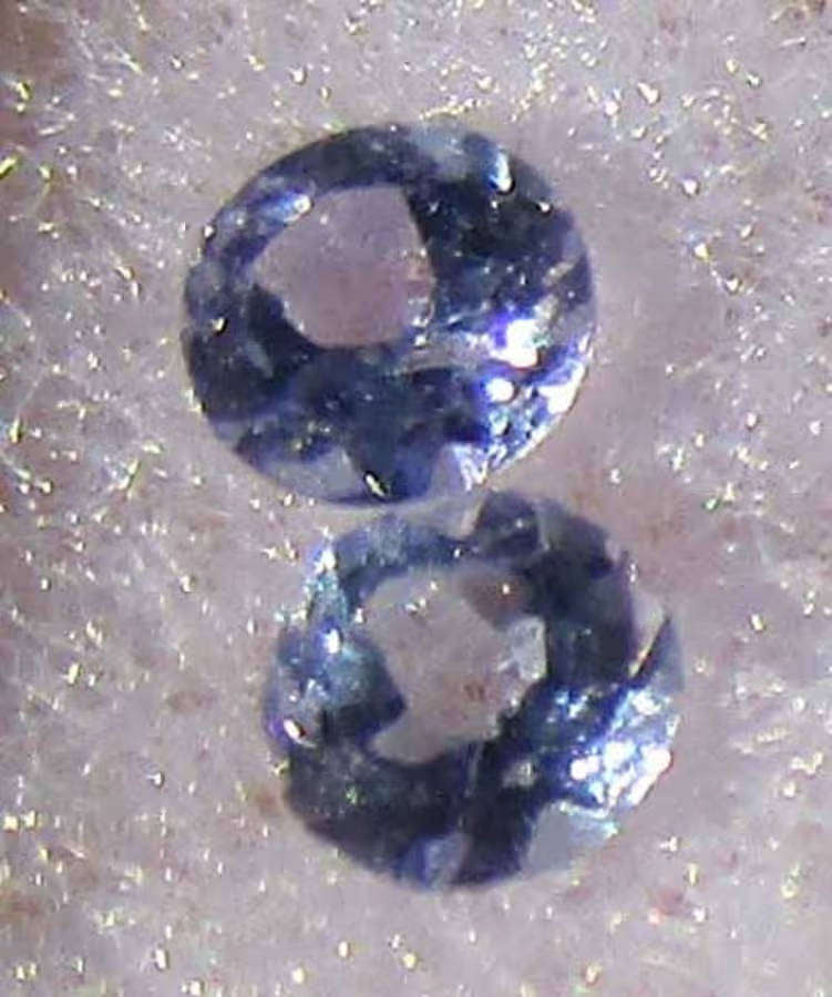 2.20 mm Round cut Tanzanite 0.09ct. [2 pieces]