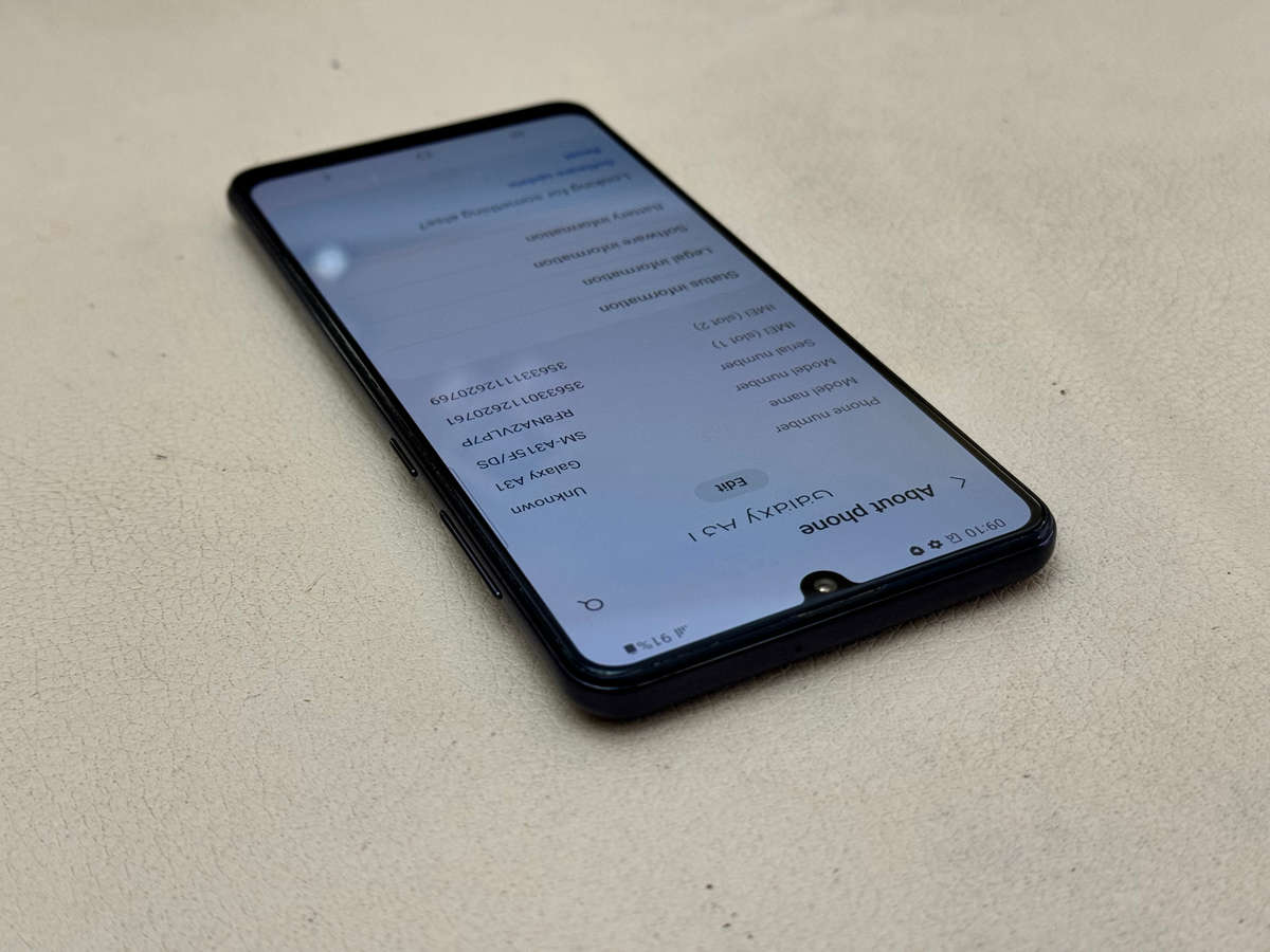 Samsung A31 Dual SIM (128GB) - Excellent Physical Condition PLZ READ!!