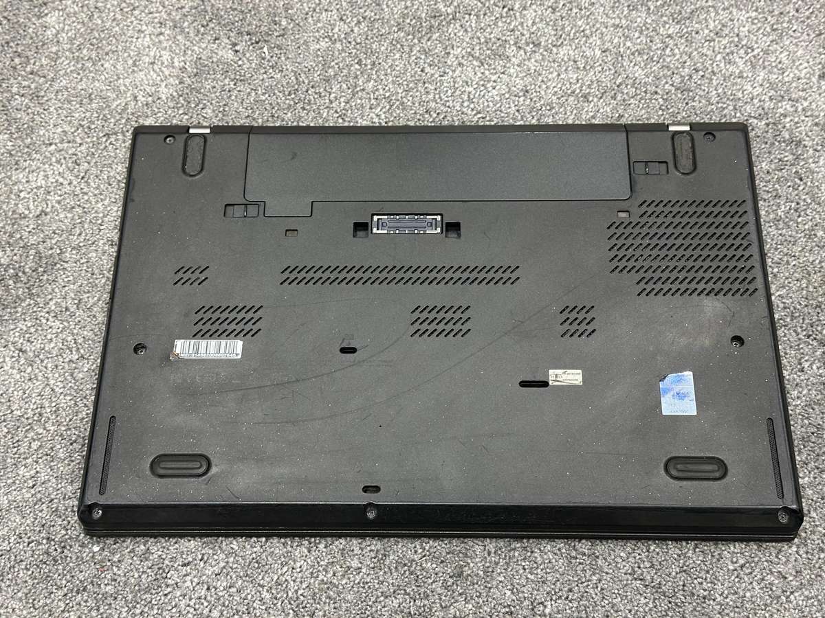Lenovo T460 | i5  8GB RAM  256gb SSD | Good Condition