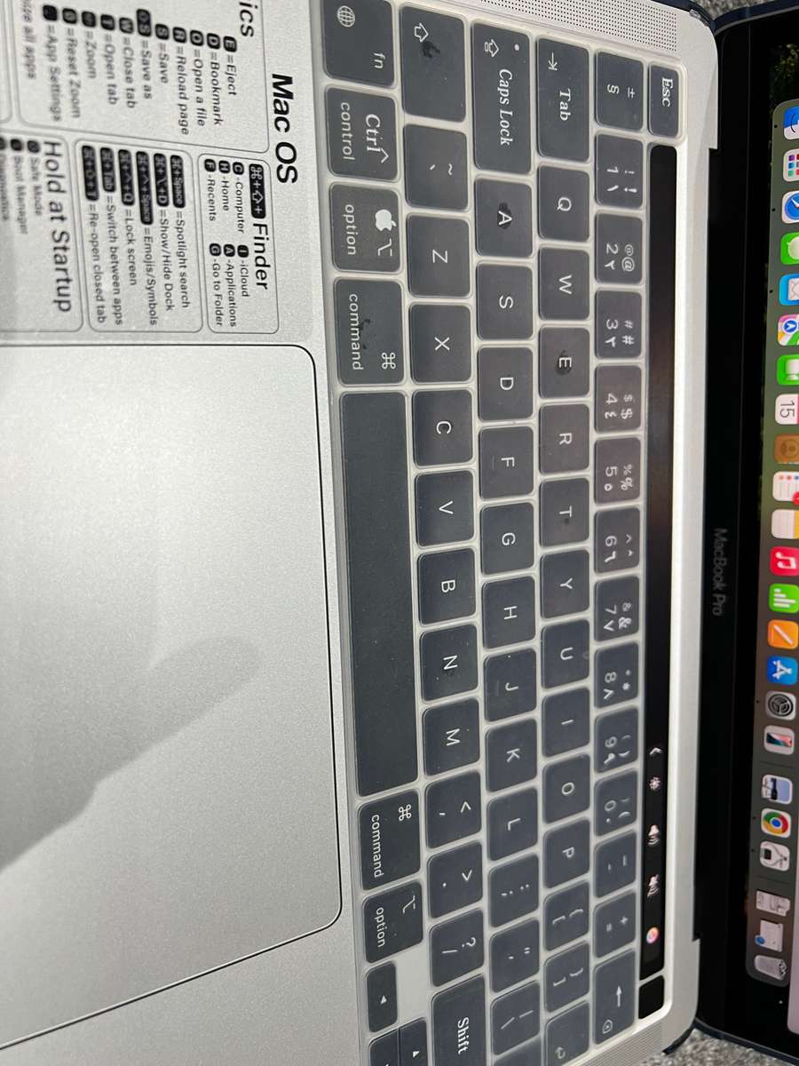 MacBook Pro 13-inch 256gb M2