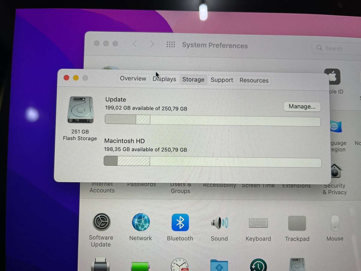 MacBook Pro "Core i7 2.2Ghz 15" Mid 2015 - 256gb