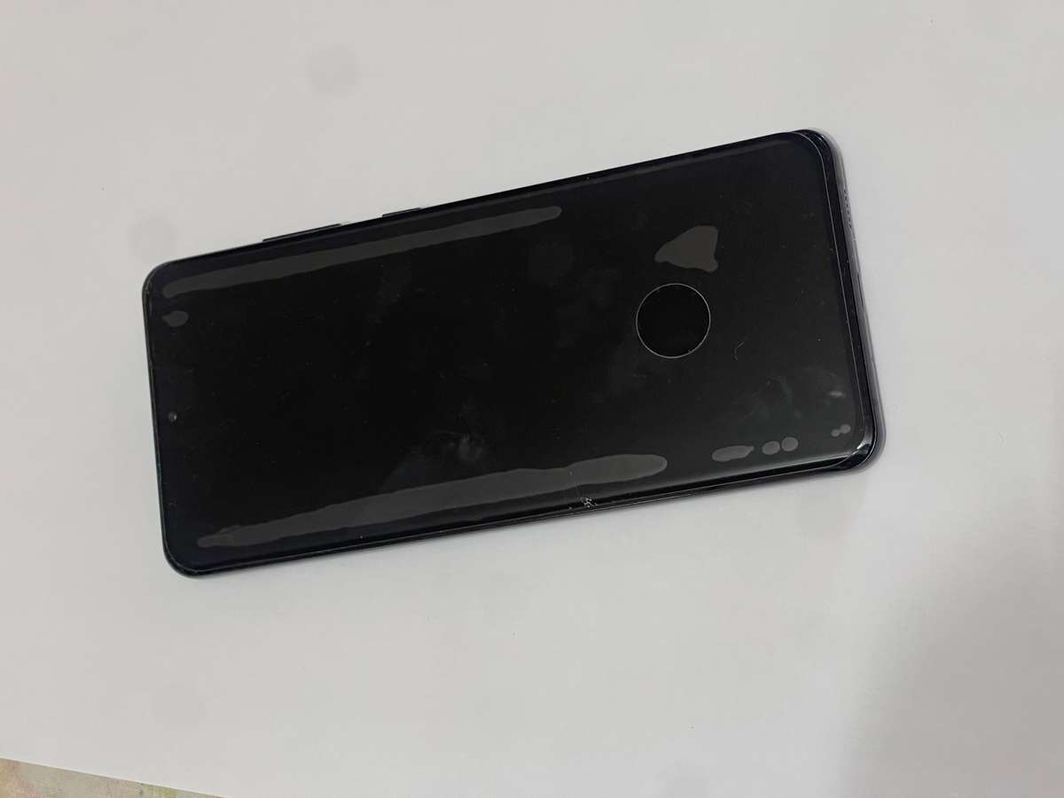 Samsung S20 Ultra LTE (Second-Hand) - Good Working Condition