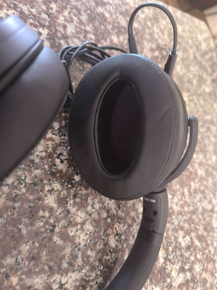 Sennheiser HD 400S Headphones