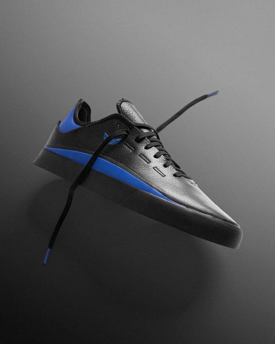 adidas Men`s SABALO ID8394