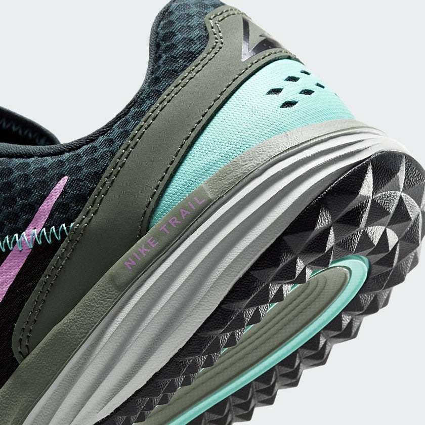 Nike Women's Juniper Trail Off Noir/Seaweed/Aurora CW3809 003 Size UK 5 (SA 5)
