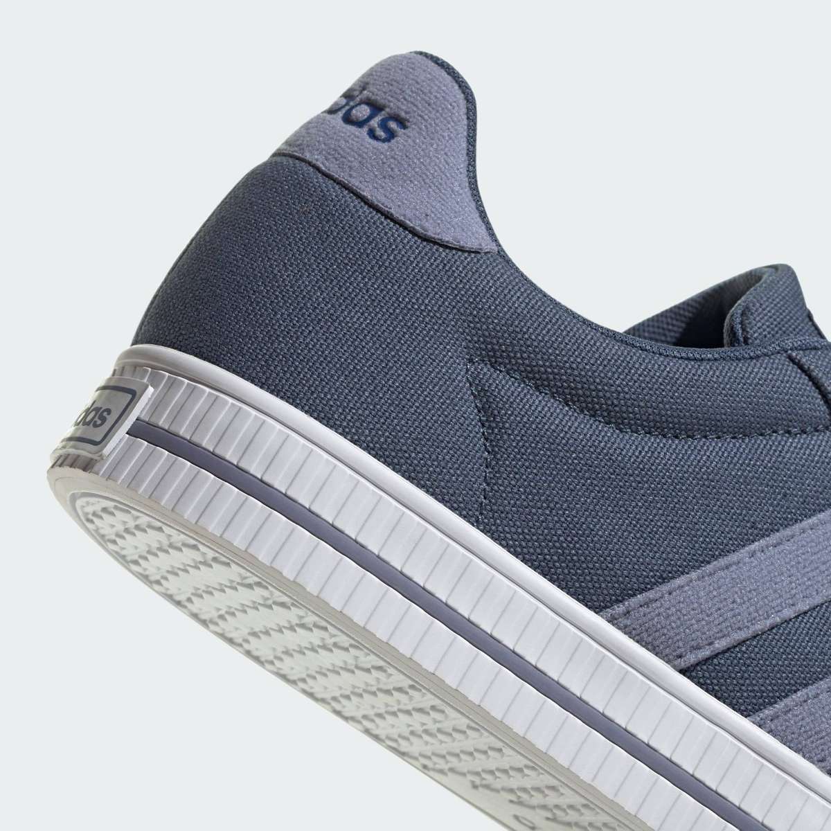 adidas Men's Daily 3.0 IE7840