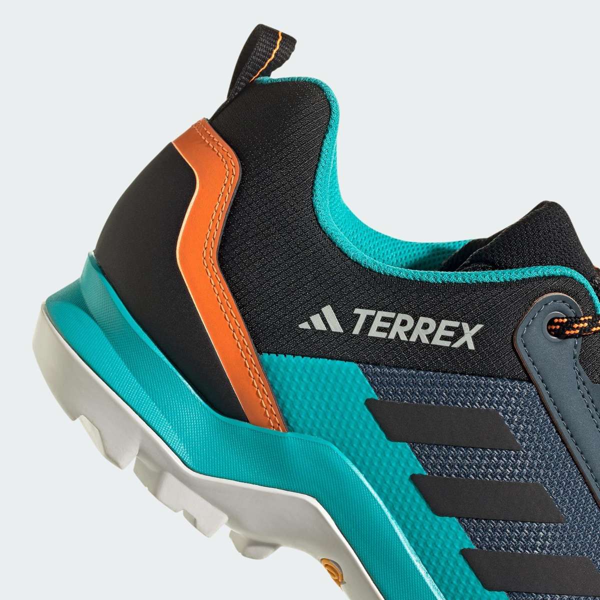 adidas TERREX Men`s AX3 Hiking FV6852