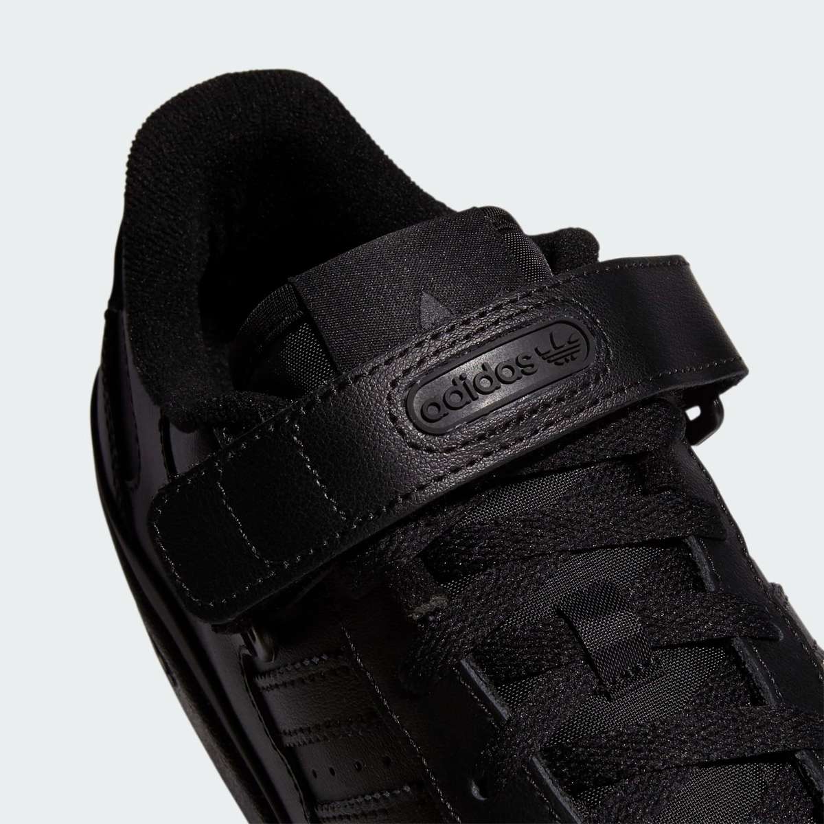 adidas Men`s FORUM LOW Leather Upper Black GV9766