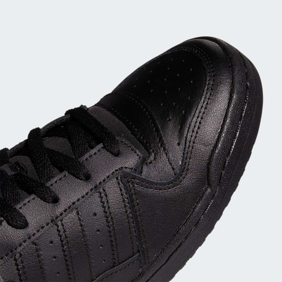 adidas Men`s FORUM LOW Leather Upper Black GV9766
