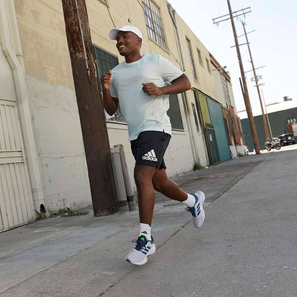 adidas Men`s Response GV9532