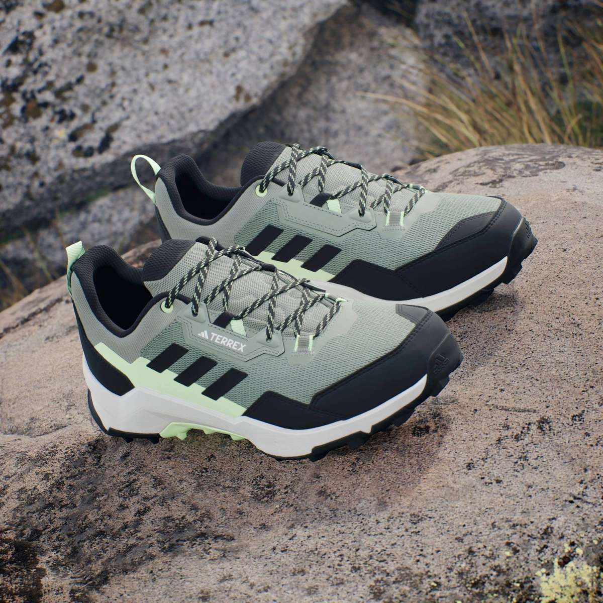 adidas TERREX Men`s AX4 Hiking IG5683