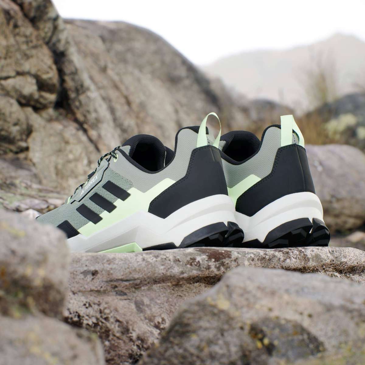 adidas TERREX Men`s AX4 Hiking IG5683