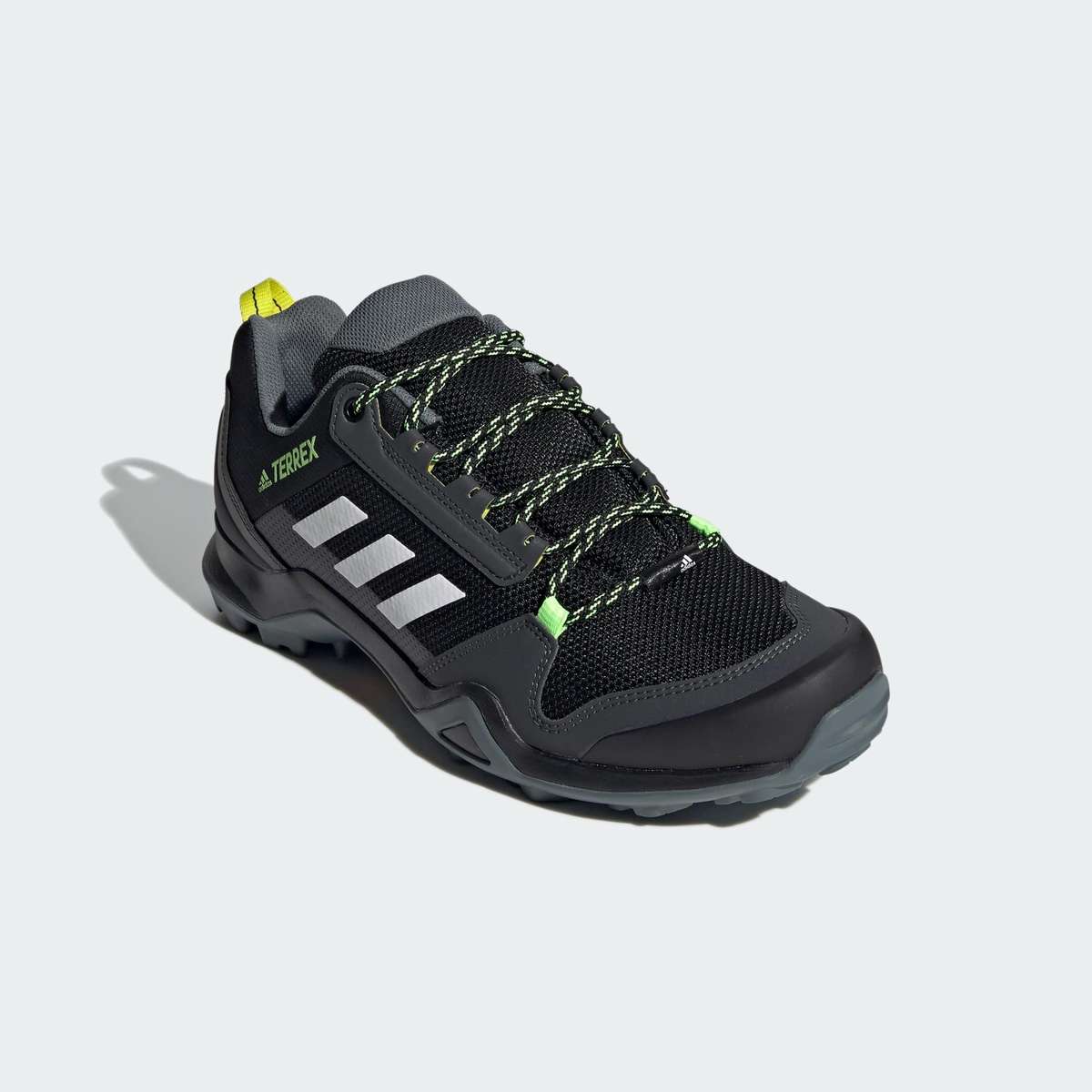 adidas TERREX Men`s AX3 Hiking FX4575
