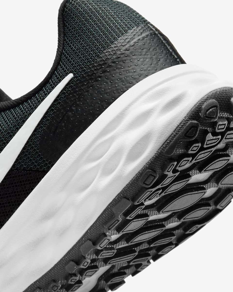 Nike Kids YOUTH UNISEX Revolution 6 Black/Dark Smoke Grey/White DD1096 003 Size UK 5 (SA 5)