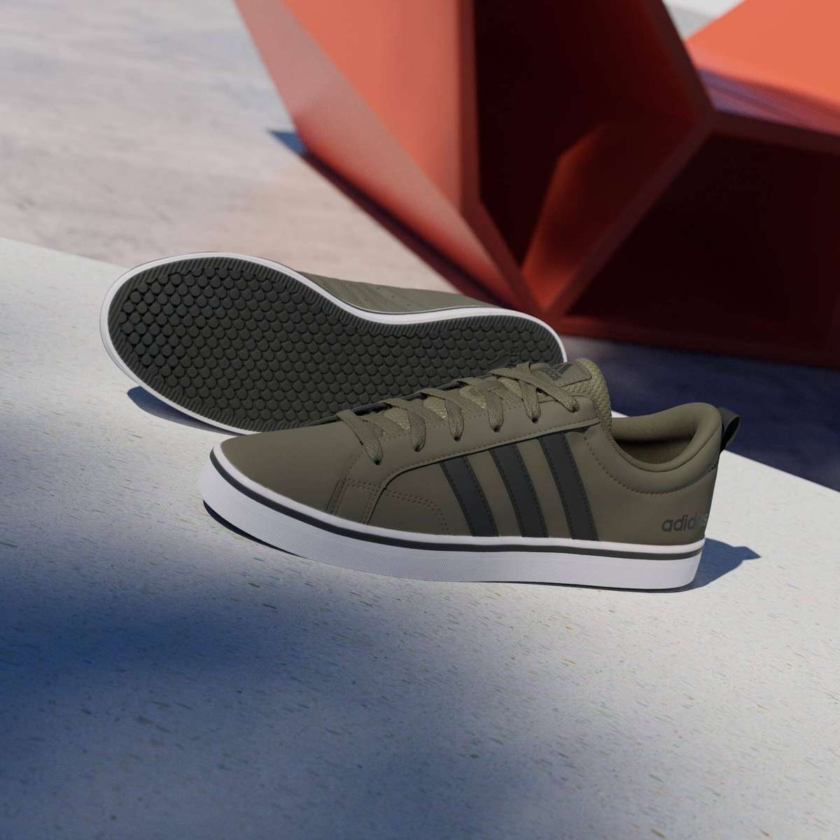 adidas Men`s VS Pace 2.0 HP6002