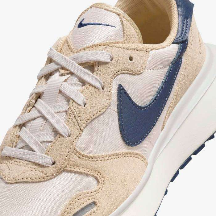 Nike Women's Phoenix Waffle FD2196 101