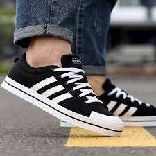 adidas Men`s BRAVADA Core Black/ White FV8085 Size UK 11 (SA 11)
