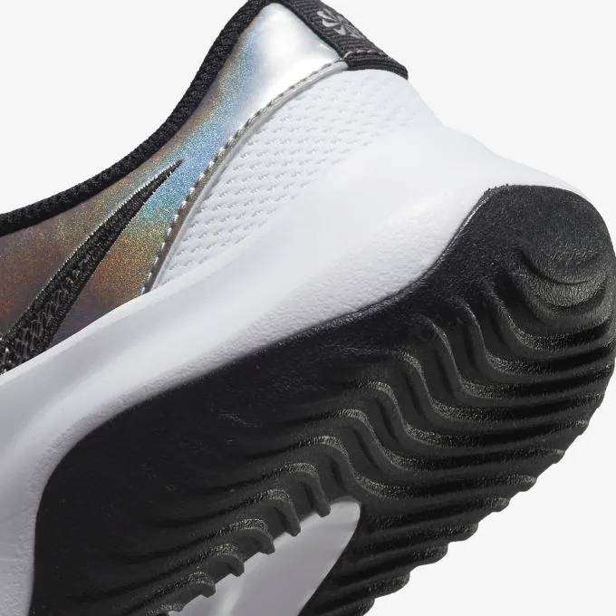 Nike Women's Legend Essential 3 Next Nature Premium DQ4674 100