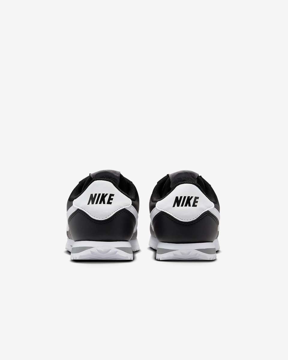 Nike kids UNISEX CORTEZ Black/ White  - Size UK 4