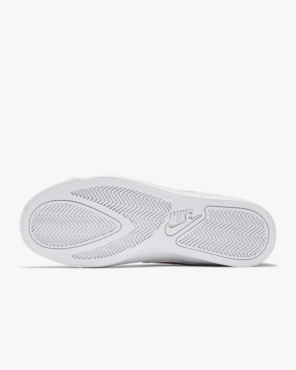 Nike Women's  Court Royale AC AO2810 101