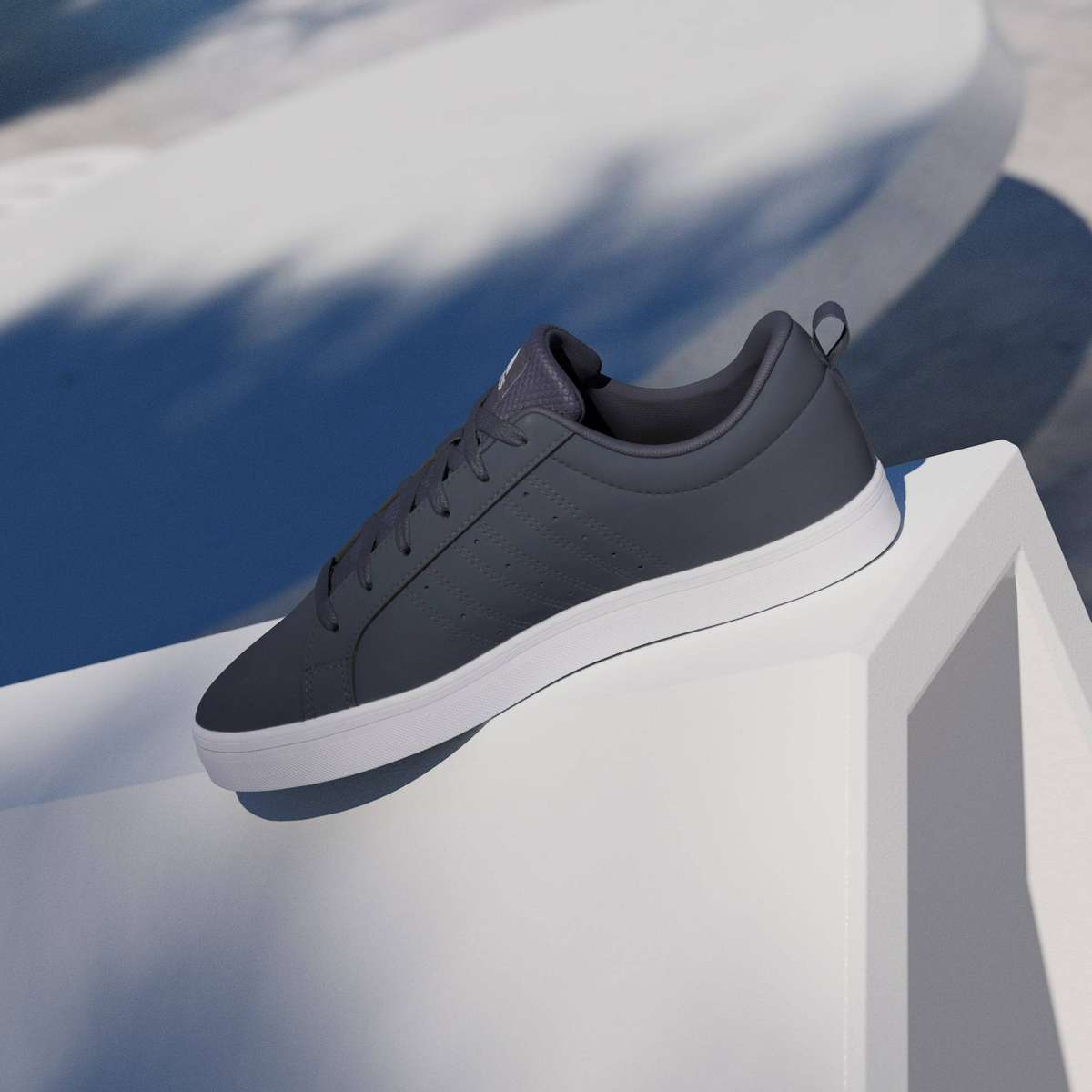 adidas Men`s VS Pace 2.0 HP6005