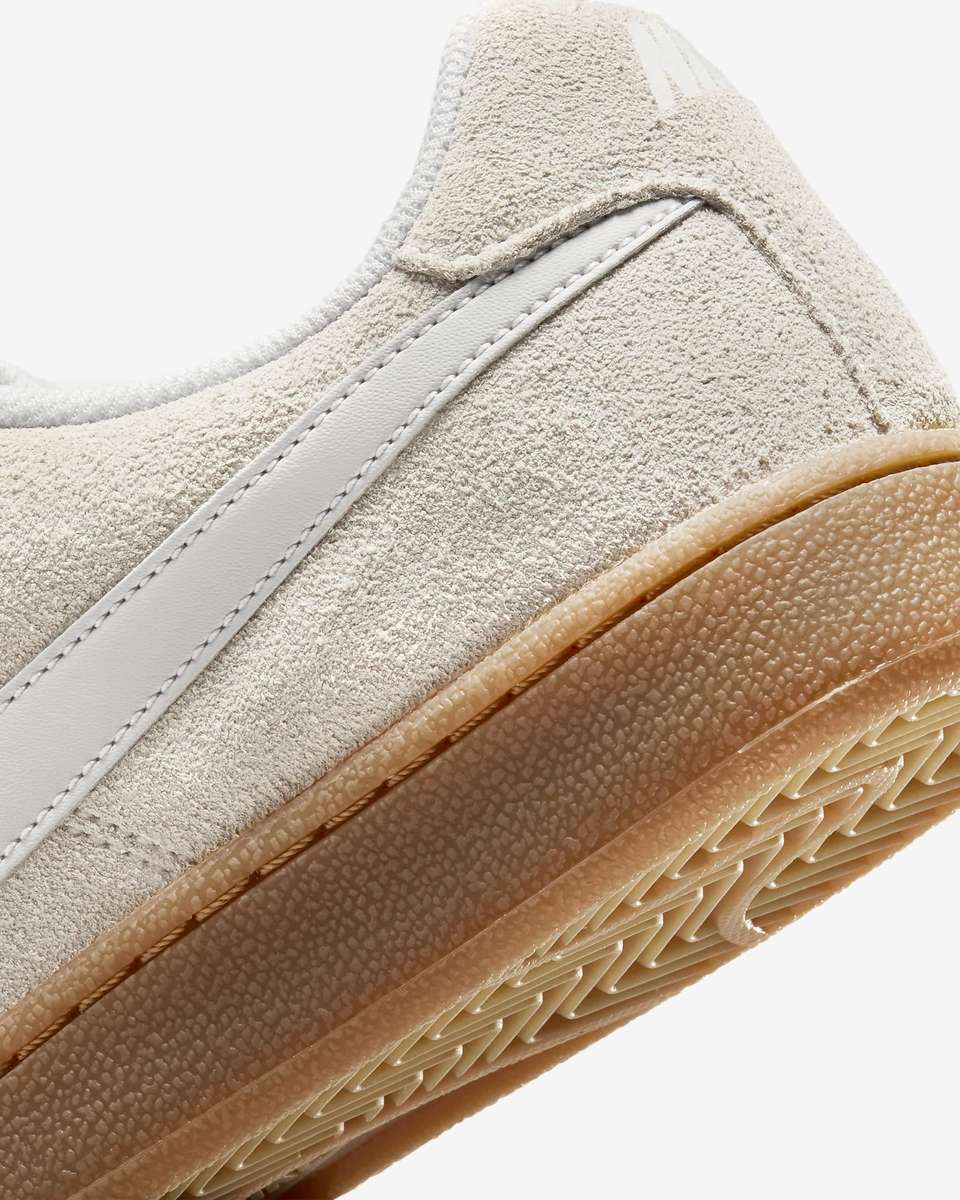 Nike Women's Court Royale Suede Silt Red/Gum Light Brown 916795 001 Size UK 6.5 (SA 6.5)