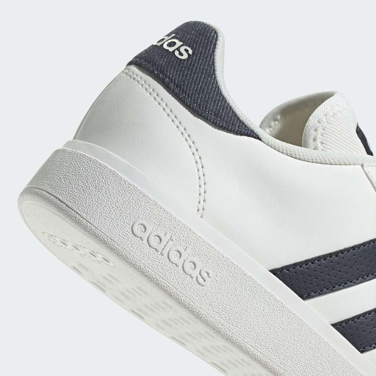 adidas Men`s Grand Court Base 2.0 Lifestyle IH4716