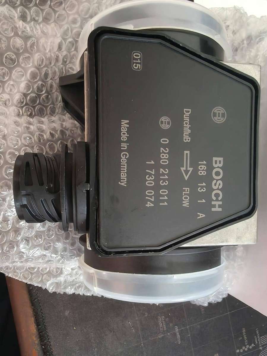 BMW 325i 525i E34 E36 MAF SENSOR 0280213011 13621730074