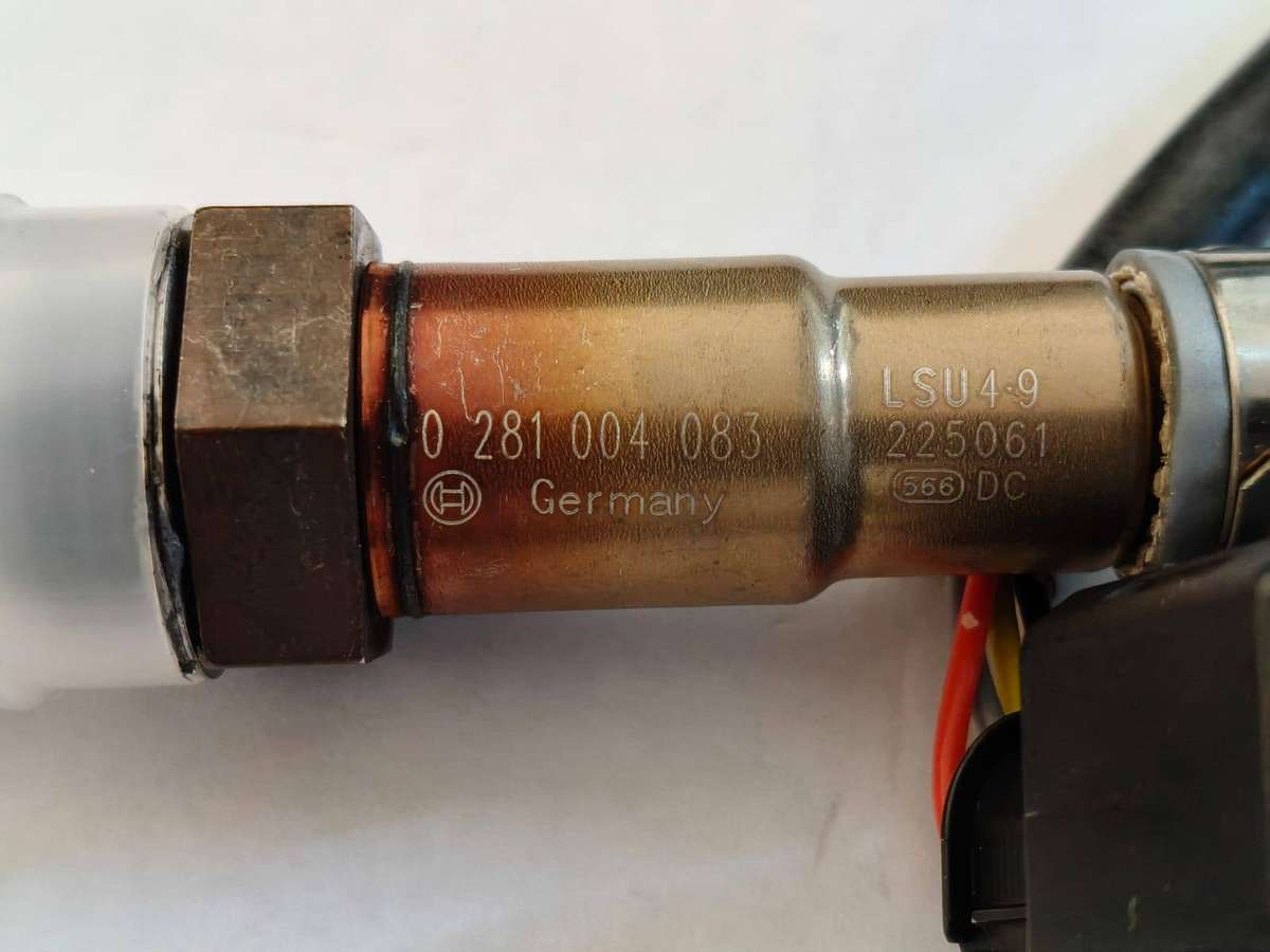 Audi Vw Bosch Oxygen Sensor 0281004083 03L906262  LSU4.9 5 WIRES