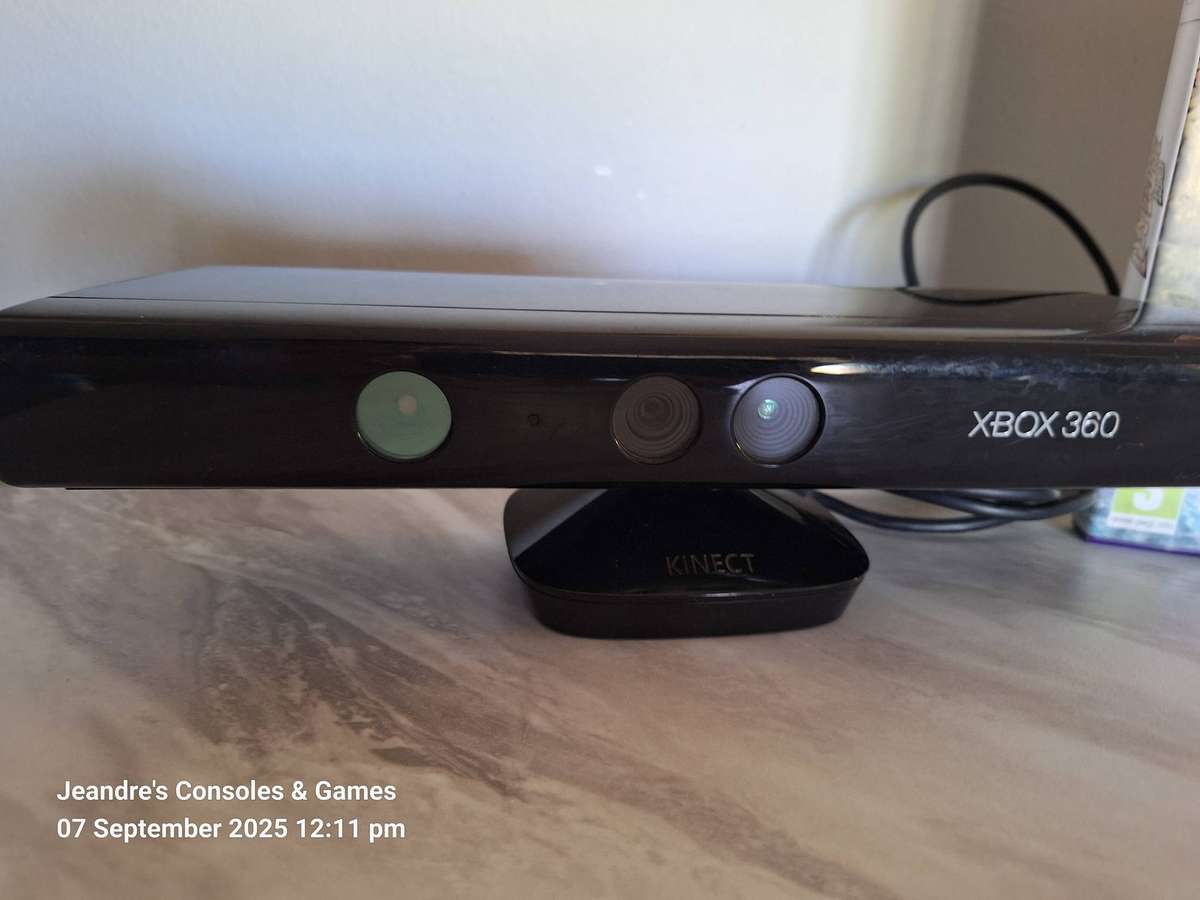 Kinect Sensor with Kinect: Star Wars Game (XBOX 360) / XBOX 360 KINECT WITH GAME