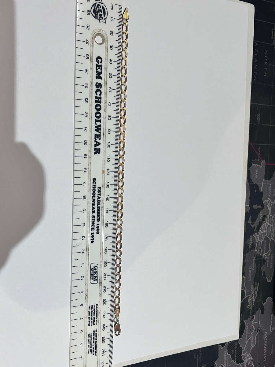 9 CT Gold Chain - 4g - 25 cm